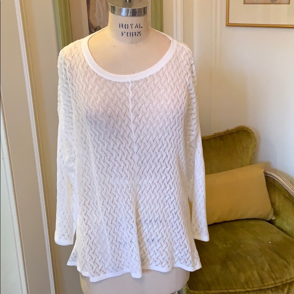 Light weight open stitch knit tunic sweater